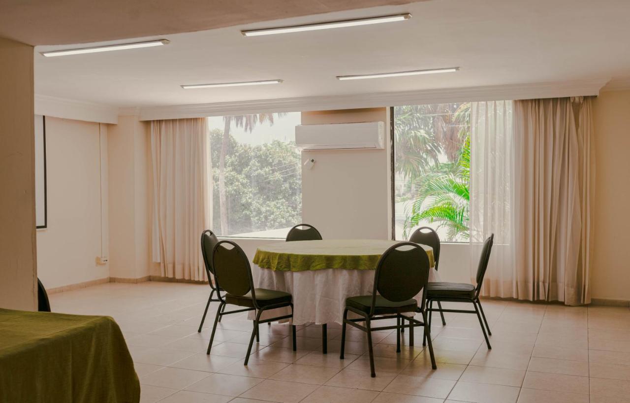 Hotel Faranda Express Puerta Del Sol Barranquilla, A Member Of Radisson Individuals Барранкилья Экстерьер фото