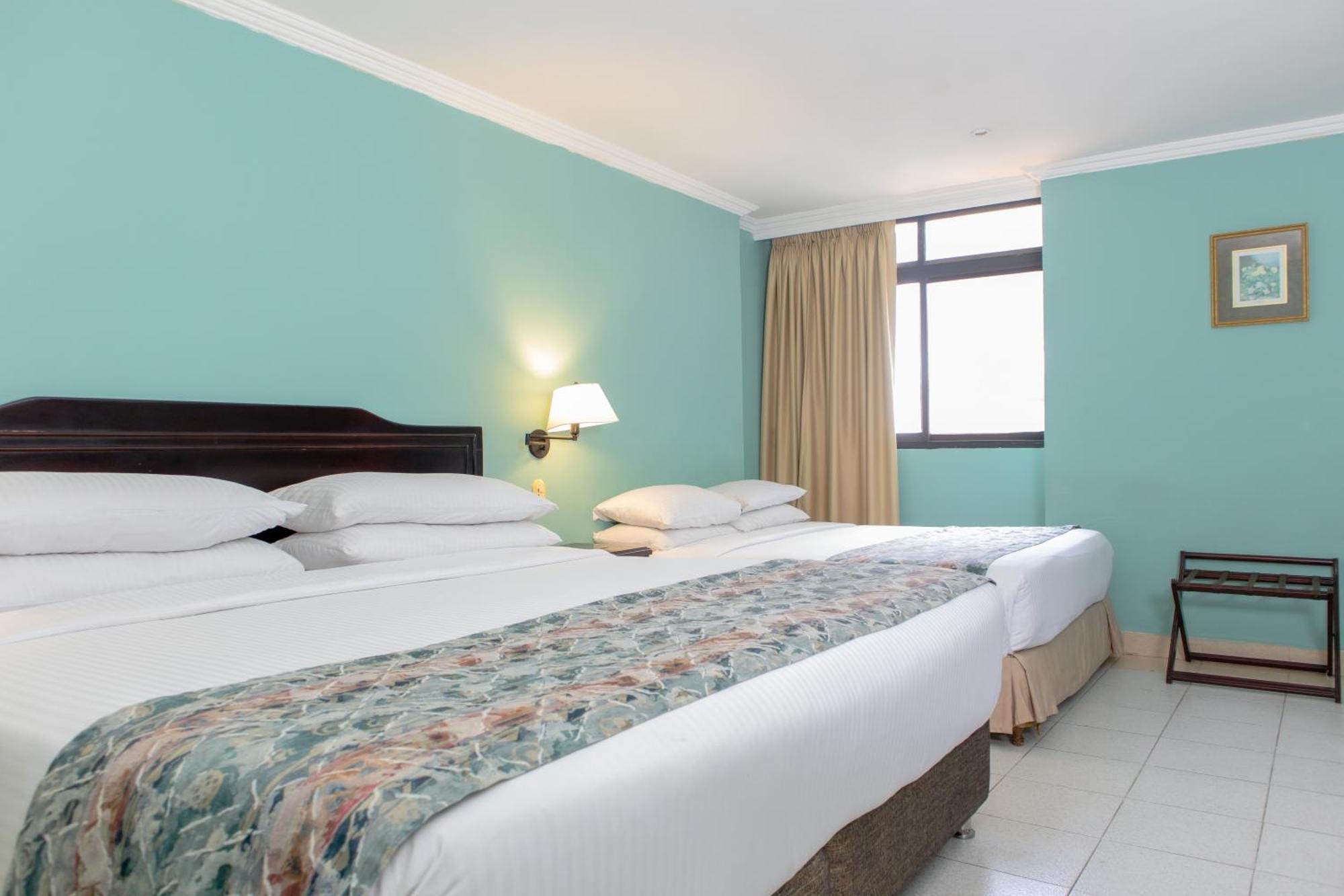 Hotel Faranda Express Puerta Del Sol Barranquilla, A Member Of Radisson Individuals Барранкилья Экстерьер фото