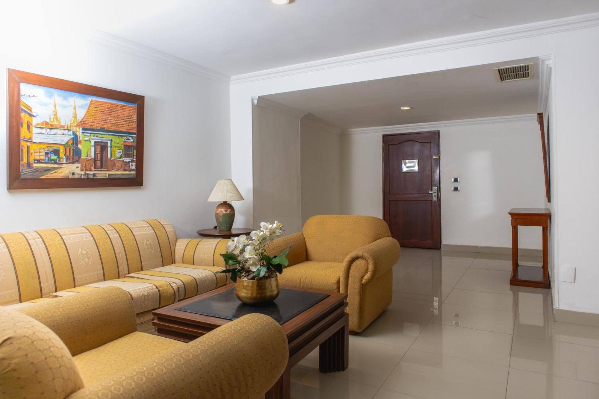 Hotel Faranda Express Puerta Del Sol Barranquilla, A Member Of Radisson Individuals Барранкилья Экстерьер фото