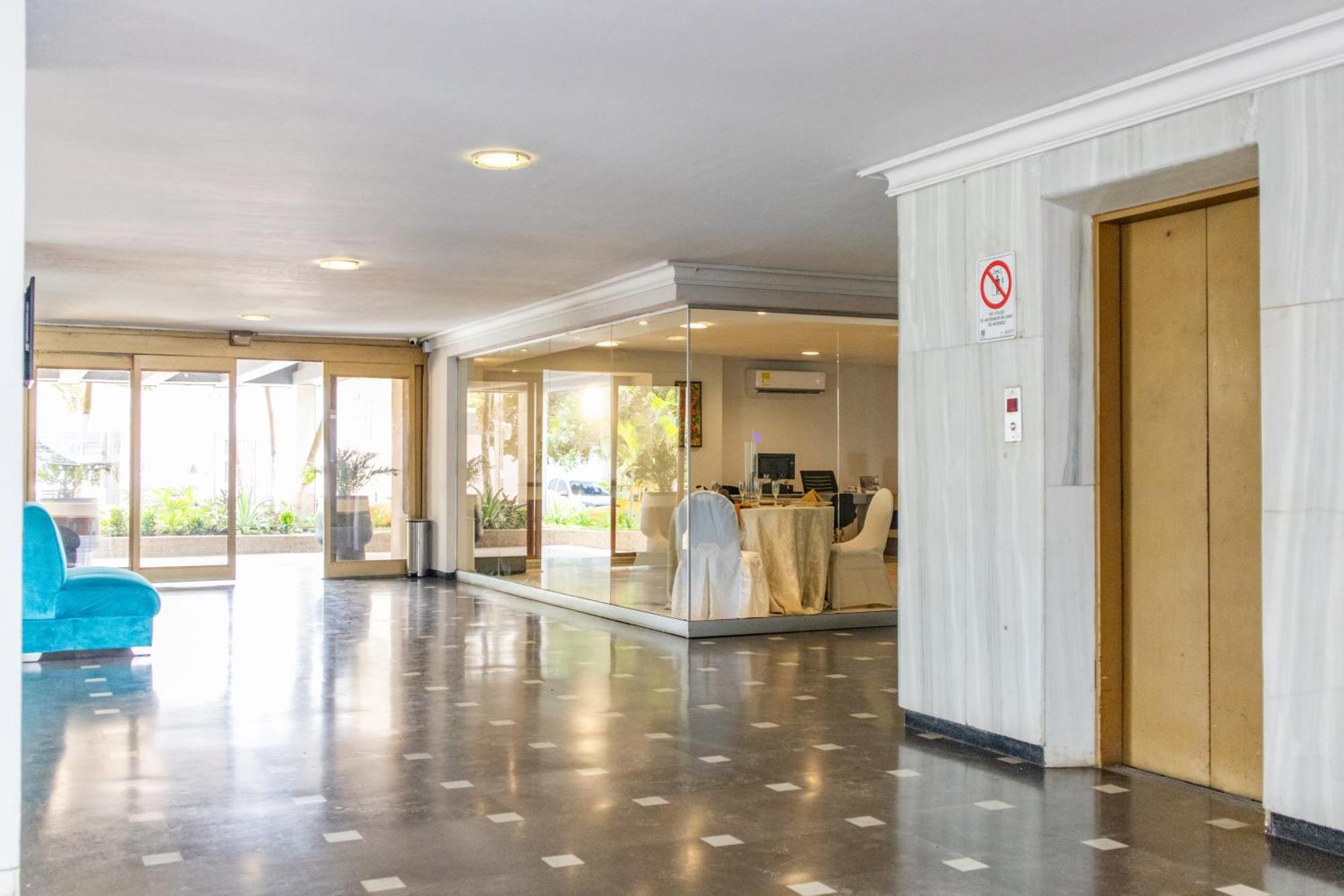 Hotel Faranda Express Puerta Del Sol Barranquilla, A Member Of Radisson Individuals Барранкилья Экстерьер фото
