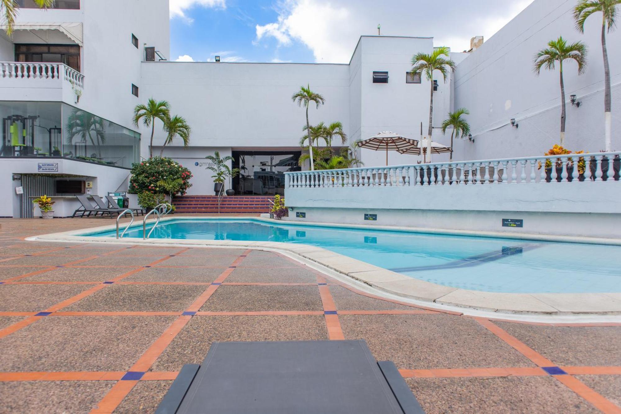 Hotel Faranda Express Puerta Del Sol Barranquilla, A Member Of Radisson Individuals Барранкилья Экстерьер фото
